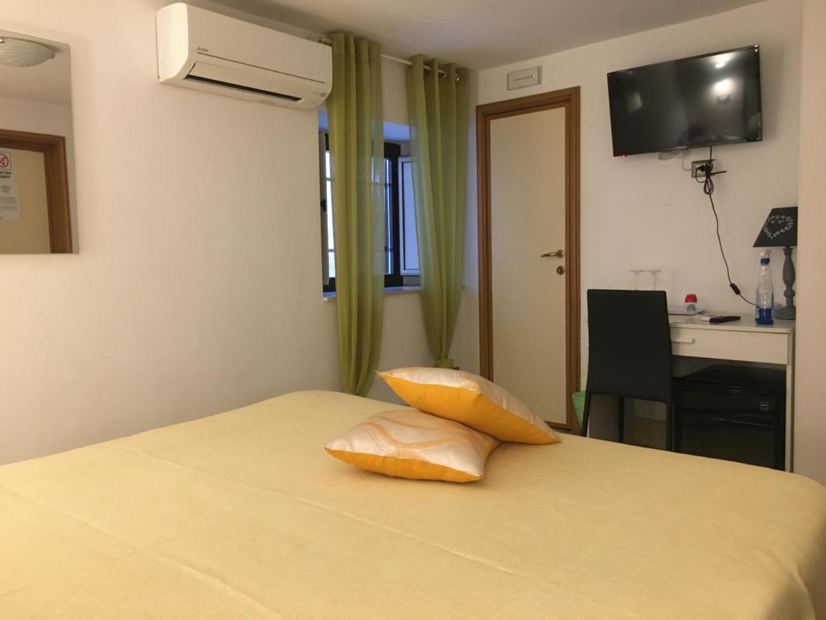 B&B Liberty 900 Катания Екстериор снимка